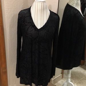 Karen Kane tunic